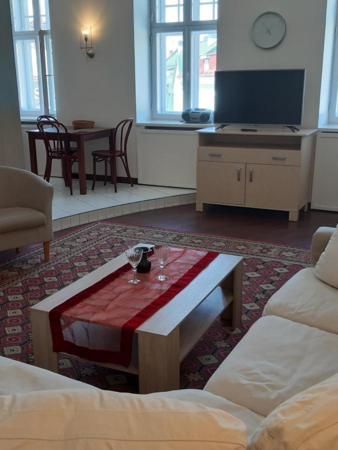 Romeo Family Apartments Таллин Экстерьер фото