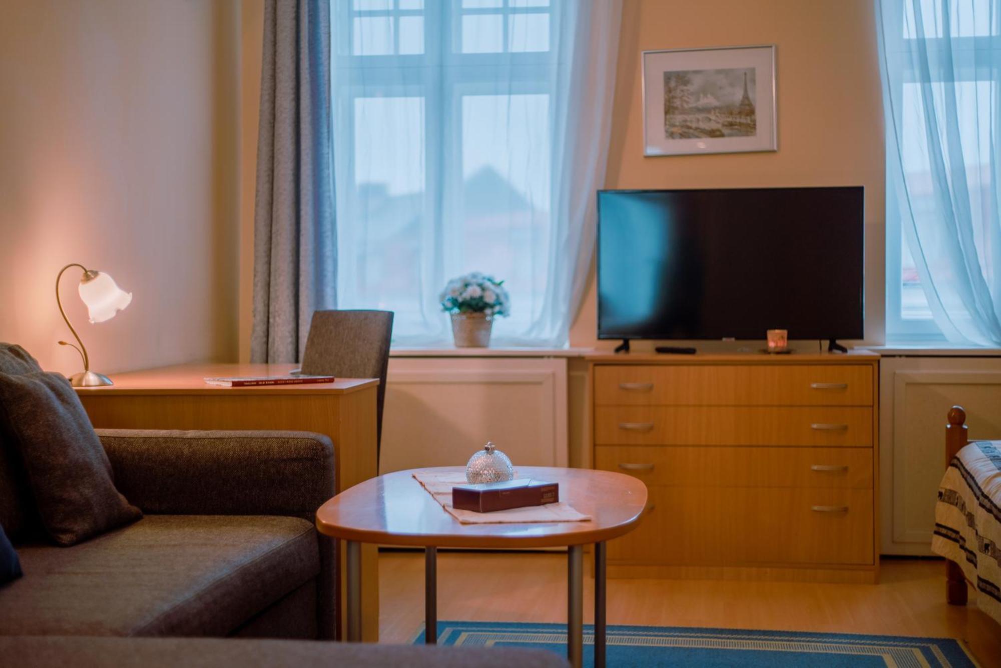 Romeo Family Apartments Таллин Экстерьер фото
