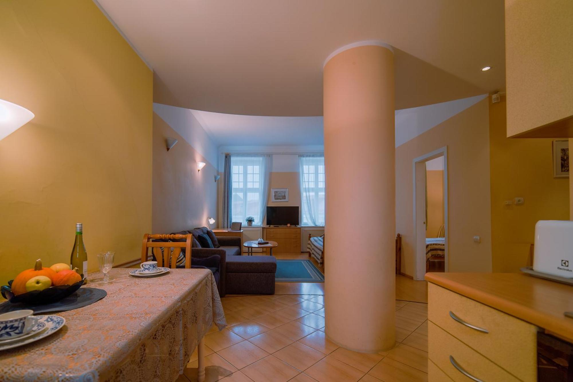 Romeo Family Apartments Таллин Экстерьер фото