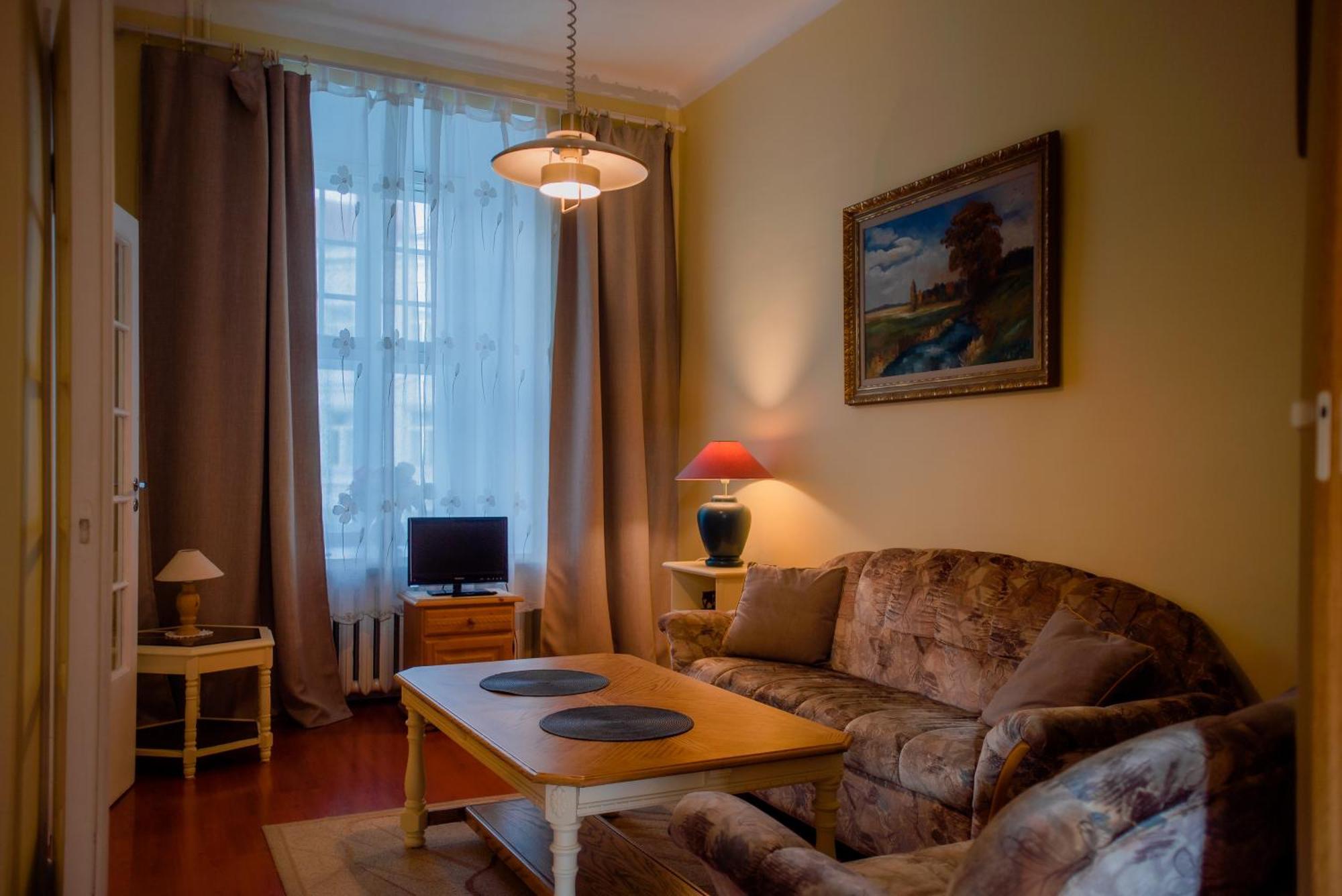 Romeo Family Apartments Таллин Экстерьер фото
