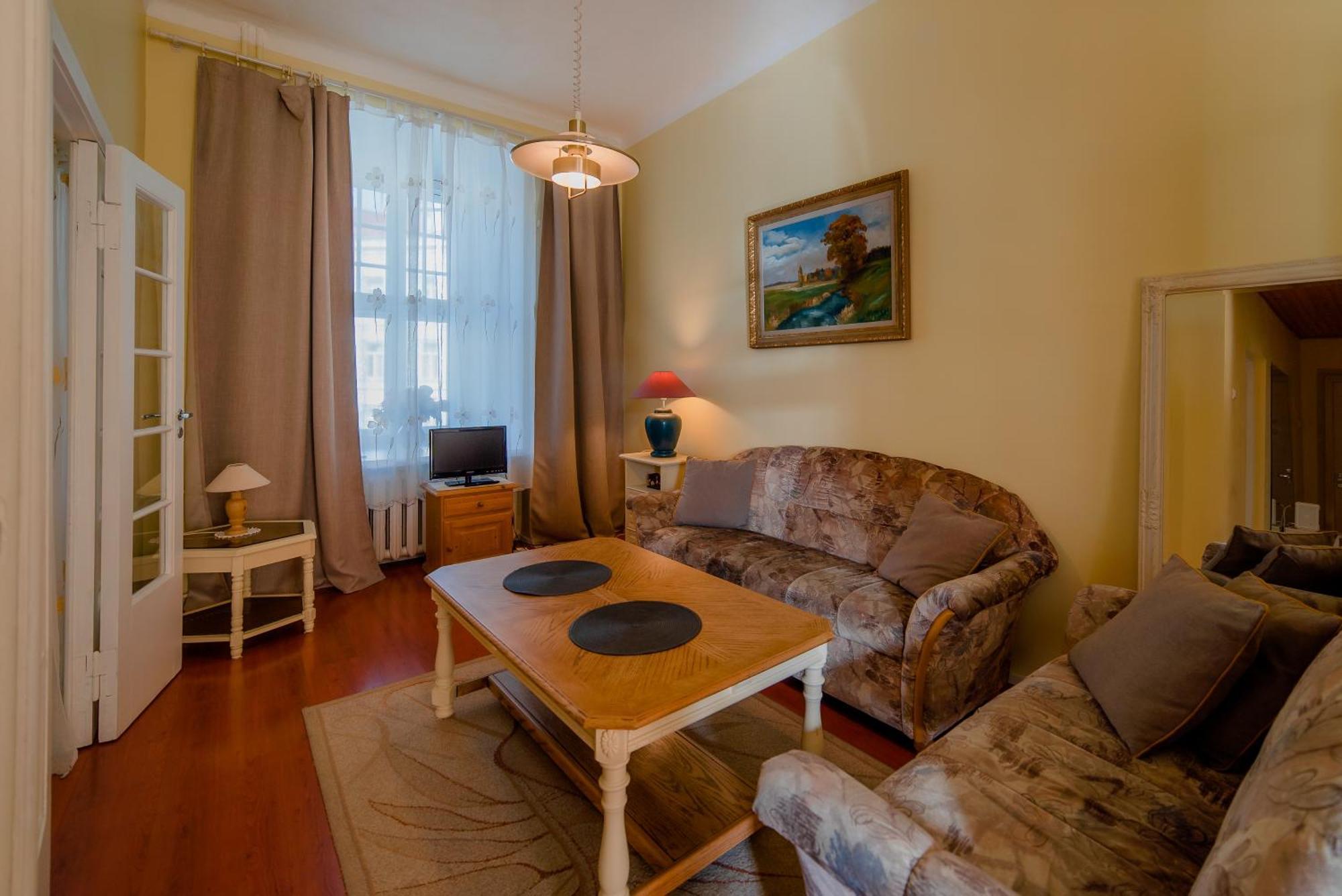 Romeo Family Apartments Таллин Экстерьер фото