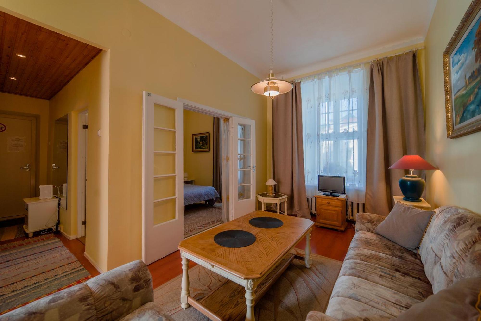Romeo Family Apartments Таллин Экстерьер фото