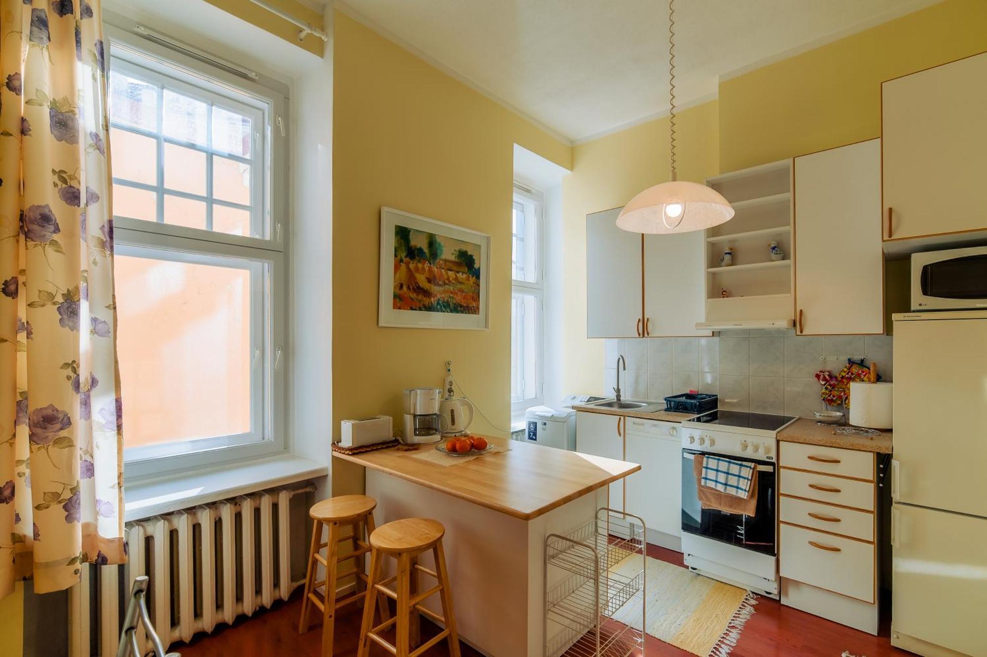 Romeo Family Apartments Таллин Экстерьер фото