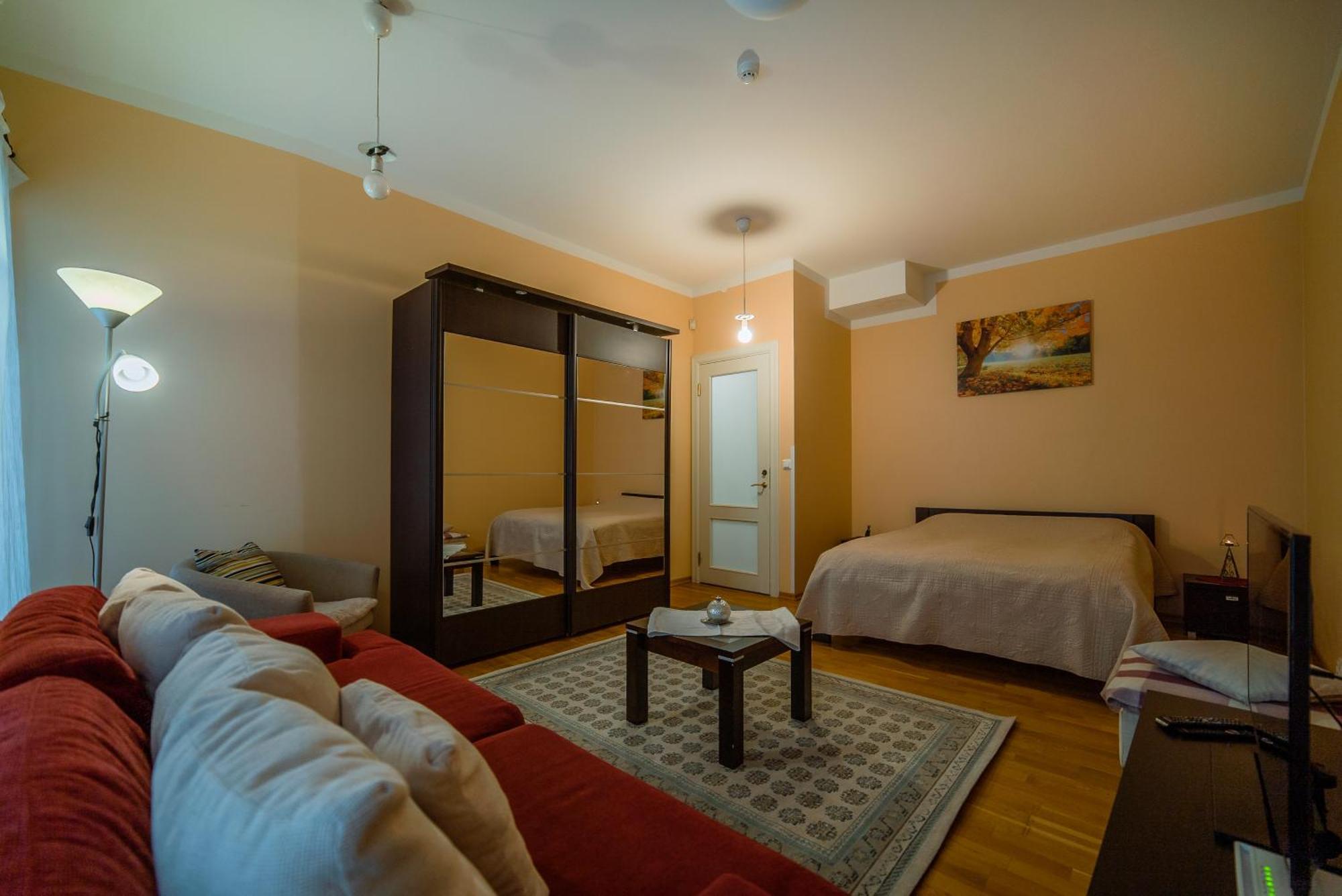 Romeo Family Apartments Таллин Экстерьер фото